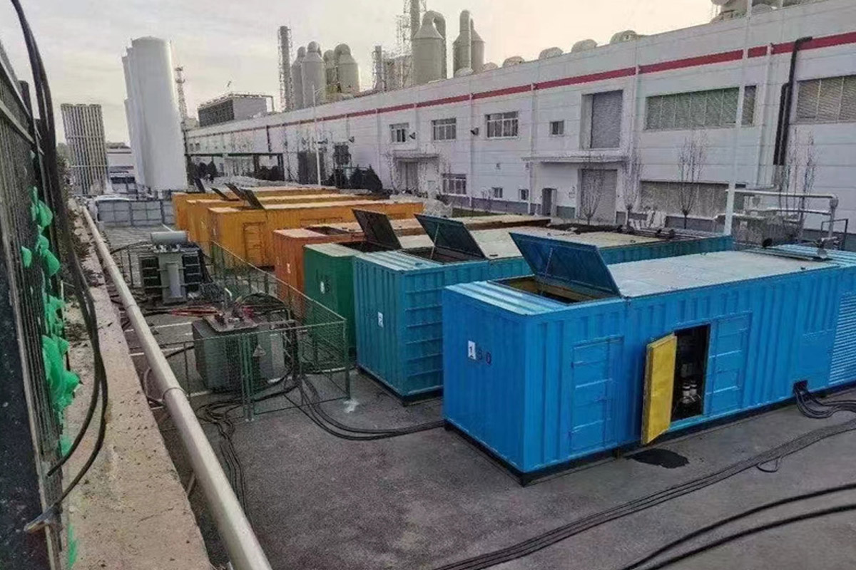 钦州发电机租赁施工现场